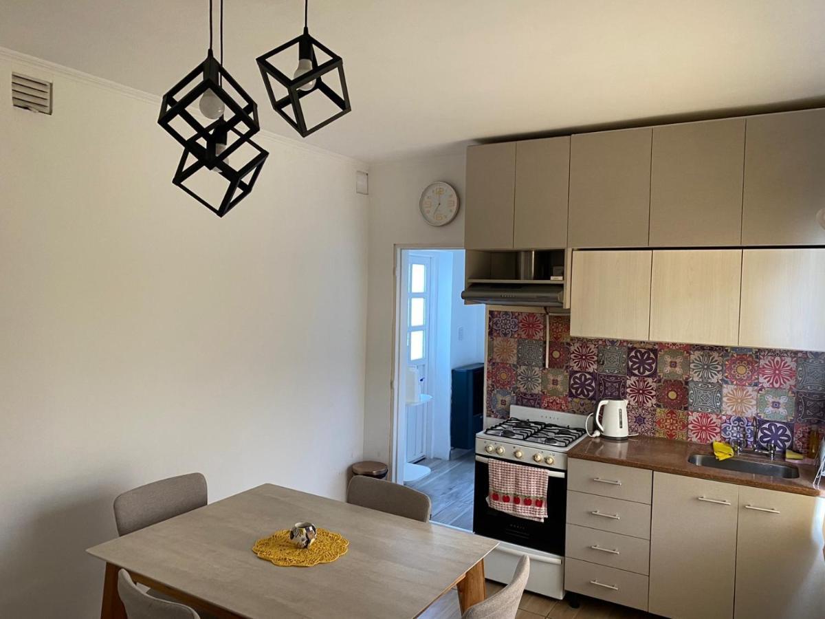 Apartamento Céntrico, Moderno y Tranquilo Caleta Olivia Esterno foto