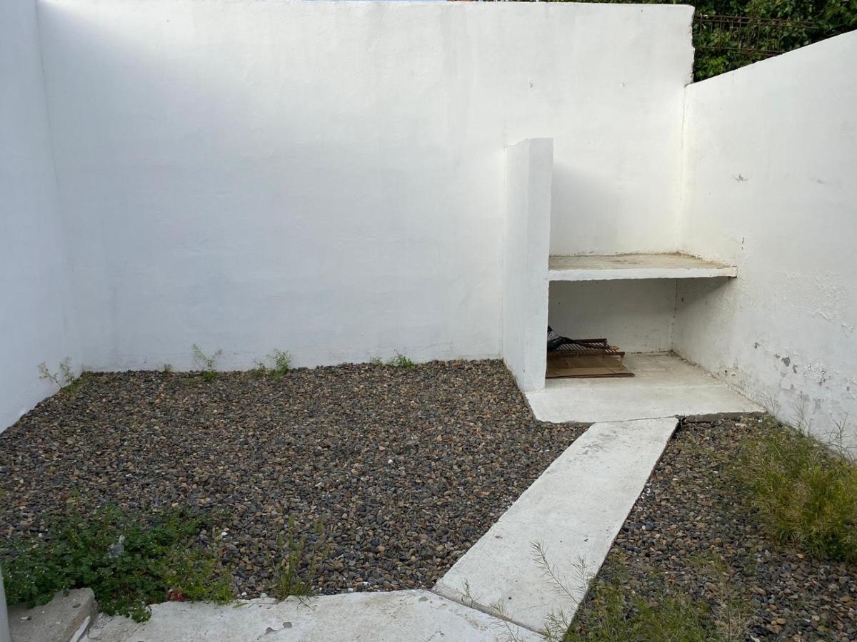 Apartamento Céntrico, Moderno y Tranquilo Caleta Olivia Esterno foto
